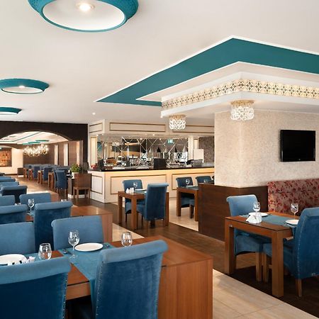 Ramada By Wyndham - Sulaymaniyah Salim Street Hotel Buitenkant foto