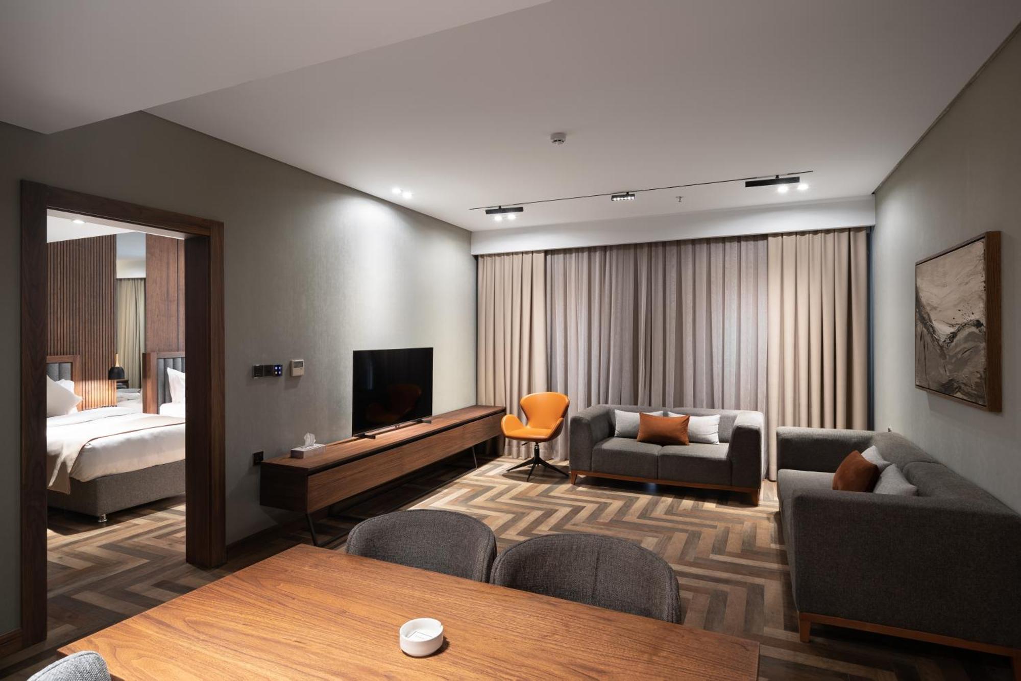 Ramada By Wyndham - Sulaymaniyah Salim Street Hotel Buitenkant foto