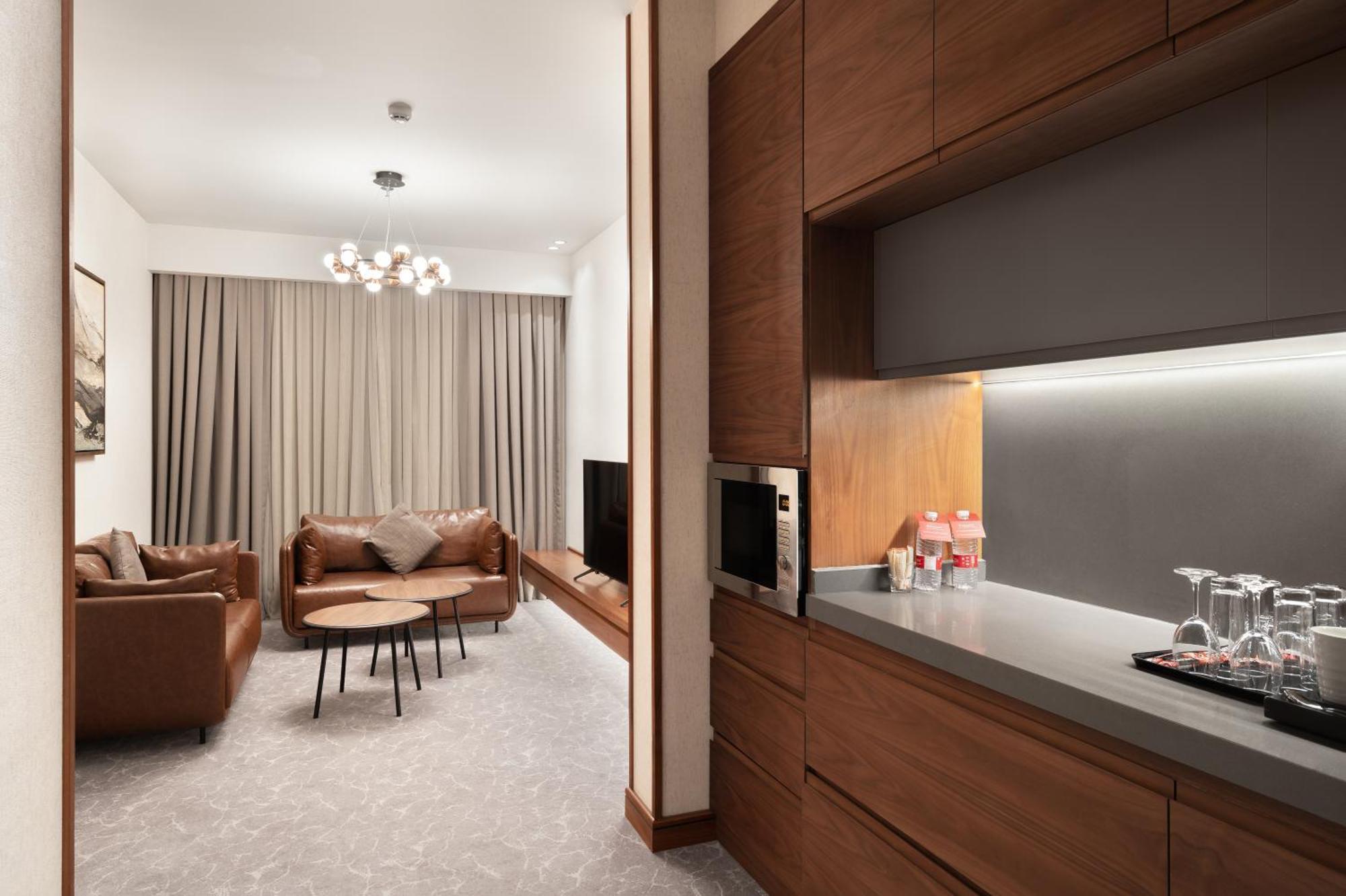 Ramada By Wyndham - Sulaymaniyah Salim Street Hotel Buitenkant foto
