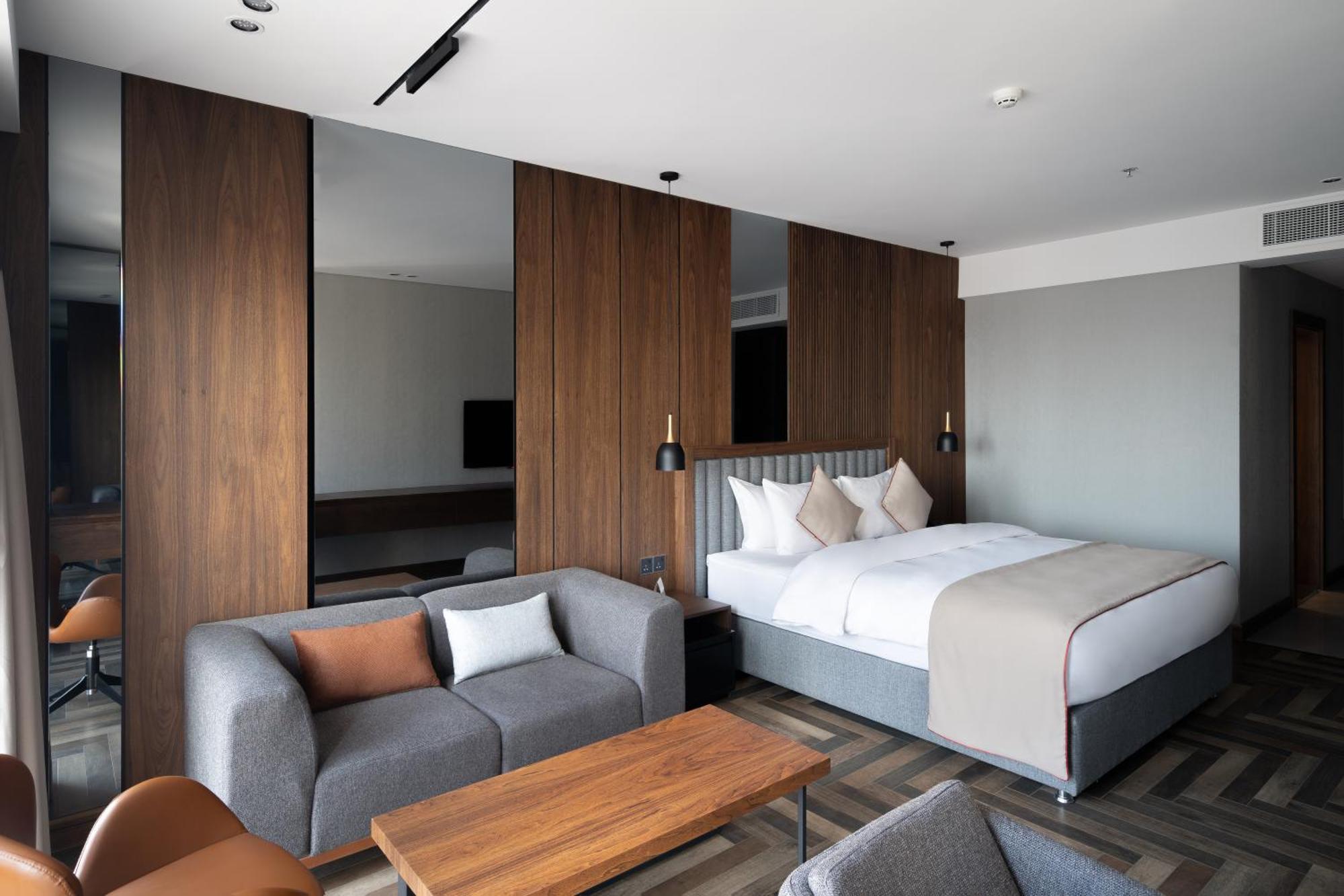Ramada By Wyndham - Sulaymaniyah Salim Street Hotel Buitenkant foto