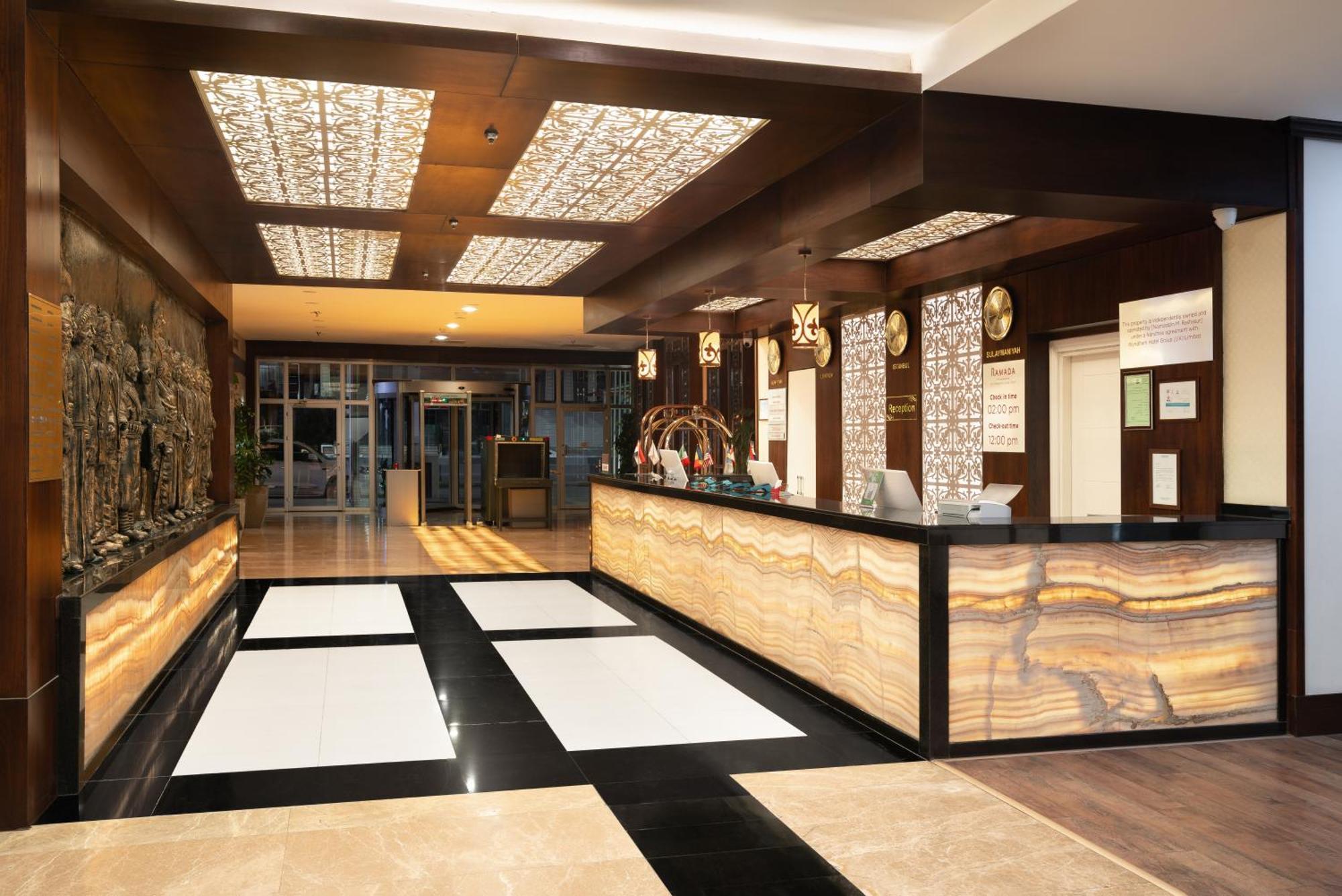Ramada By Wyndham - Sulaymaniyah Salim Street Hotel Buitenkant foto